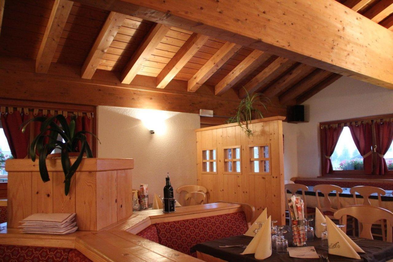 Albergo Bucaneve Campodolcino Luaran gambar