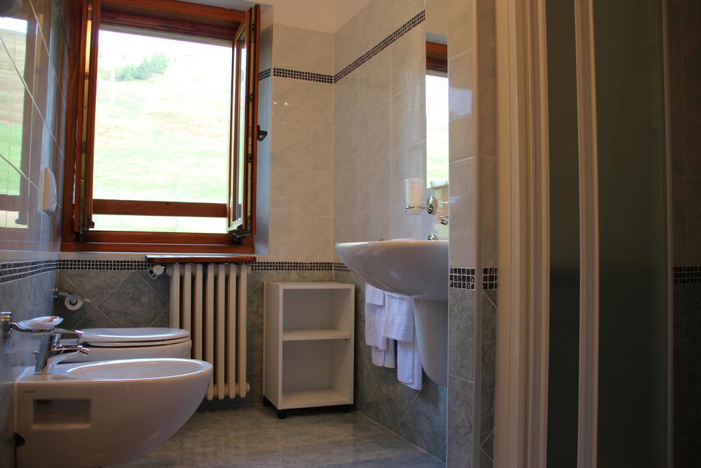 Albergo Bucaneve Campodolcino Luaran gambar